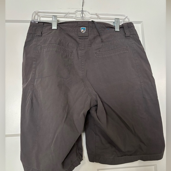 Kuhl Cargo Shorts Womens‎ size 8 - 10” inch inseam Gray Outdoor Camp Hiking - Picture 1 of 10